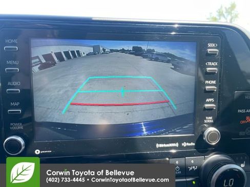 Certified 2021 Toyota Highlander XLE AWD/4WD image 13
