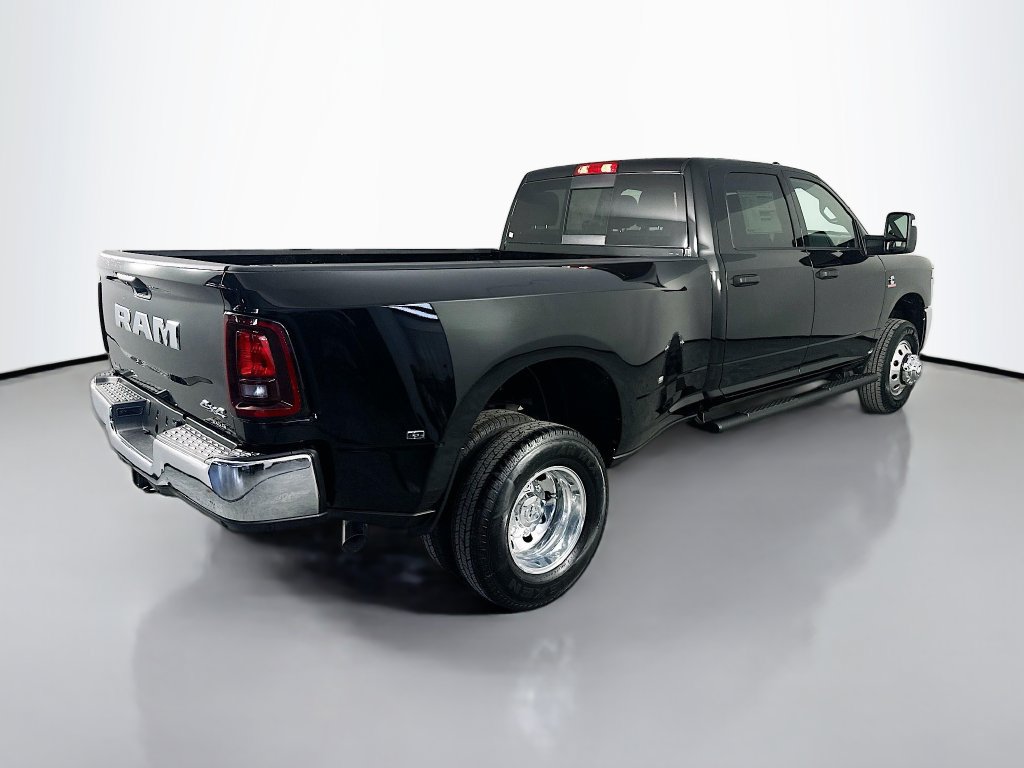 New 2026 RAM 3500 Tradesman AWD/4WD image 7