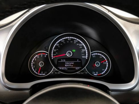 Used 2015 Volkswagen Beetle 1.8T image 17