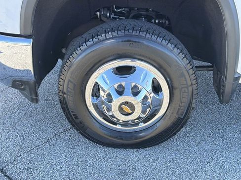 Used 2021 Chevrolet Silverado 3500 LT w/ All Star Edition image 28