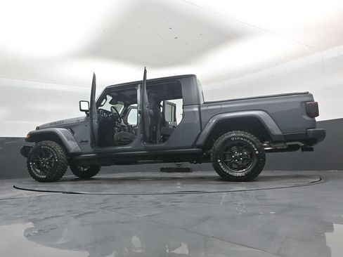 New 2026 Jeep Gladiator Sport AWD/4WD image 54