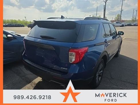 Used 2023 Ford Explorer XLT w/ Equipment Group 202A AWD/4WD image 6