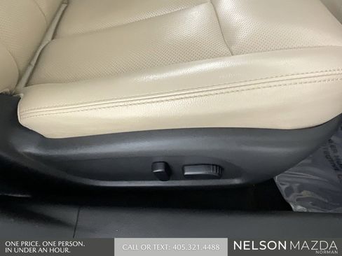 Used 2016 Nissan Altima 2.5 SL w/ 2.5 Technology w/LED Package image 28