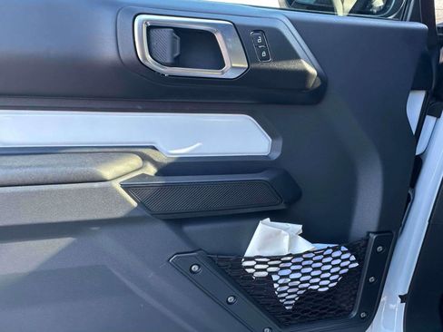 Used 2025 Ford Bronco Badlands w/ Sasquatch Package image 14