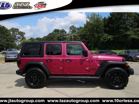 Used 2022 Jeep Wrangler Unlimited Sport AWD/4WD image 8