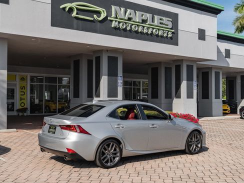 Used 2016 Lexus IS 200t image 31