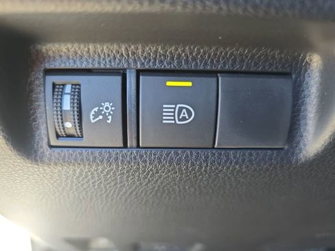 Certified 2025 Toyota RAV4 LE image 25
