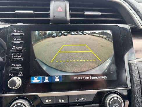 Used 2021 Honda Civic Touring image 21