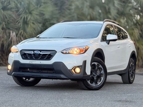 Used 2023 Subaru Crosstrek 2.0i Premium AWD/4WD image 2