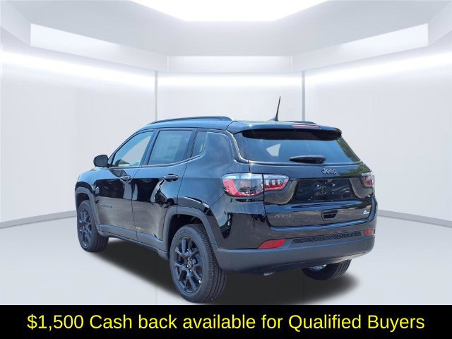 New 2026 Jeep Compass Latitude AWD/4WD image 8