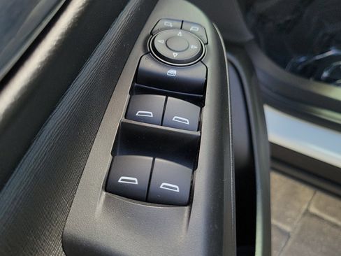 Certified 2024 Buick Envista Preferred w/ Advanced Safety Package FWD image 17