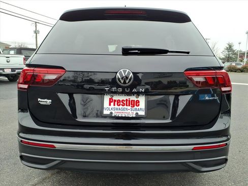Certified 2022 Volkswagen Tiguan S image 5