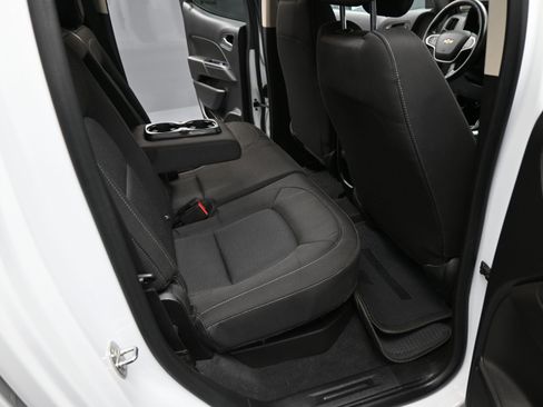 Used 2020 Chevrolet Colorado LT image 18