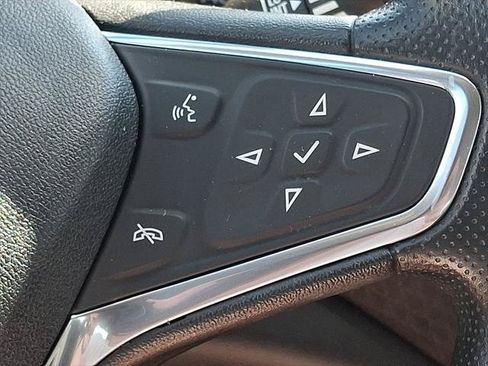 Used 2020 Chevrolet Malibu LT FWD image 23