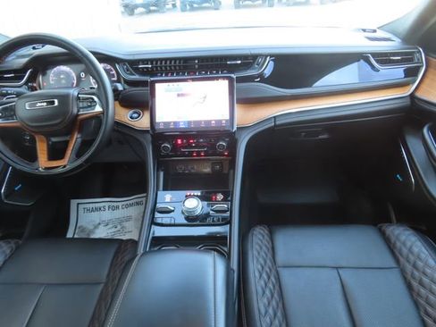 Used 2023 Jeep Grand Cherokee L Summit image 29
