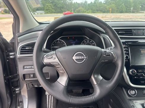 Used 2024 Nissan Murano SV image 20