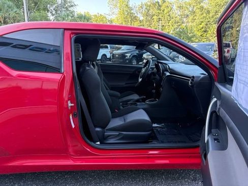 Used 2015 Scion tC FWD image 23