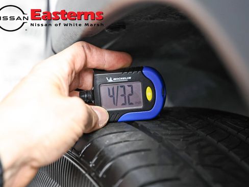 Used 2025 Jeep Compass Limited AWD/4WD image 26