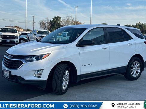Used 2019 Chevrolet Equinox LS w/ LS Convenience Package image 6