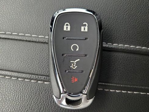 Used 2024 Chevrolet Blazer LT w/ Convenience Package FWD image 32