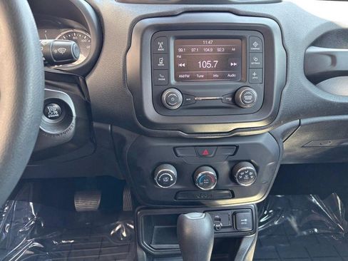 Used 2020 Jeep Renegade Sport w/ Sport Appearance Group FWD image 19