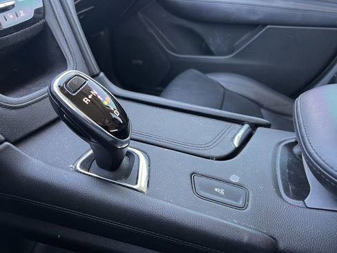 Used 2019 Cadillac XT5 Luxury image 19