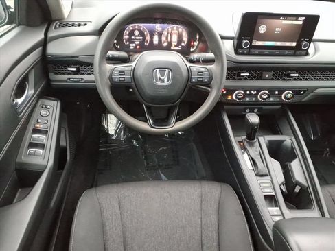 Used 2024 Honda Accord EX image 7