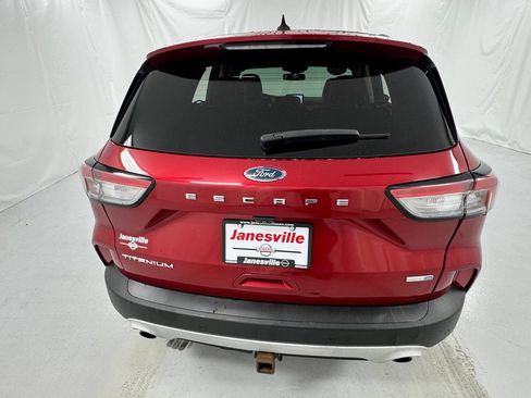 Used 2020 Ford Escape Titanium AWD/4WD image 4