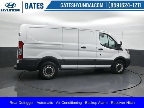 Used 2018 Ford Transit 150 130 Low Roof RWD image 3