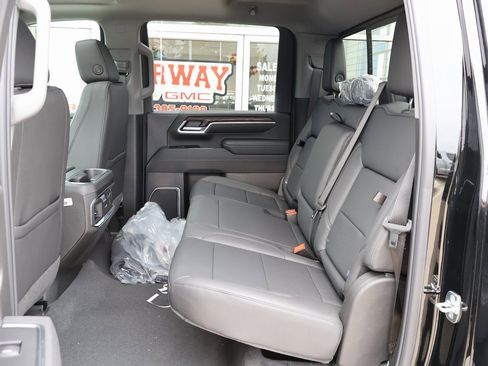 New 2026 GMC Sierra 2500 SLT w/ SLT Premium Package image 28