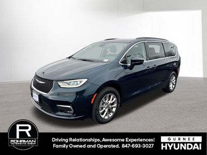 Used 2022 Chrysler Pacifica Touring-L