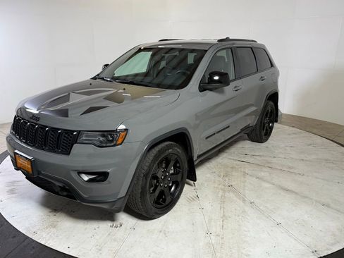Certified 2021 Jeep Grand Cherokee Freedom Edition image 3