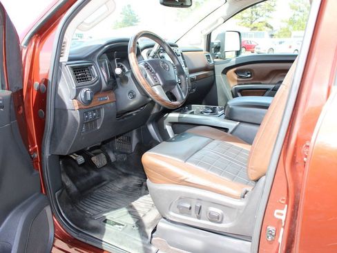 Used 2016 Nissan Titan Platinum Reserve image 12