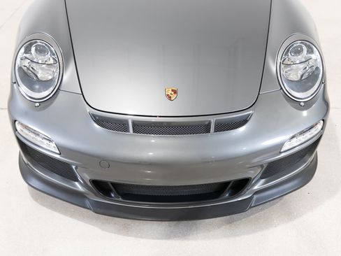 Used 2011 Porsche 911 GT3 RWD image 21