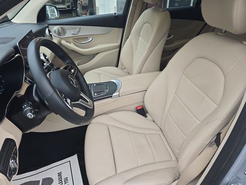 Used 2022 Mercedes-Benz GLC 300 4MATIC image 14