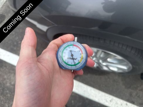 Used 2021 Toyota Highlander Limited image 8