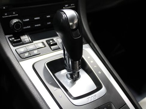 Used 2019 Porsche 718 Cayman image 30