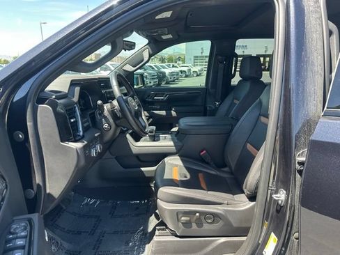 Certified 2023 GMC Sierra 1500 AT4 w/ Technology Package AWD/4WD image 14