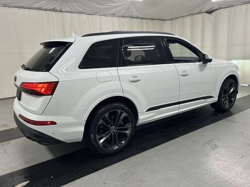 Used 2025 Audi Q7 3.0T Premium Plus AWD/4WD image 2