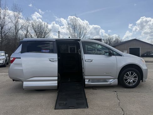 Used 2013 Honda Odyssey EX-L image 28
