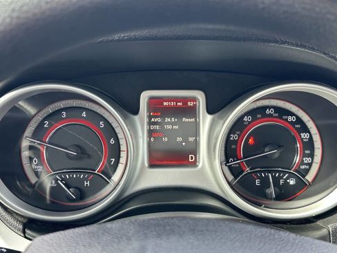 Used 2020 Dodge Journey SE image 15