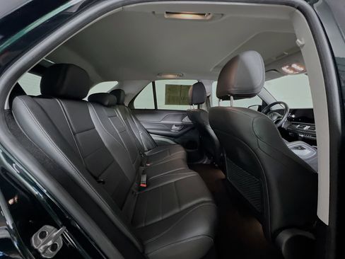 Used 2024 Mercedes-Benz GLE 350 4MATIC w/ AMG Line Exterior image 33