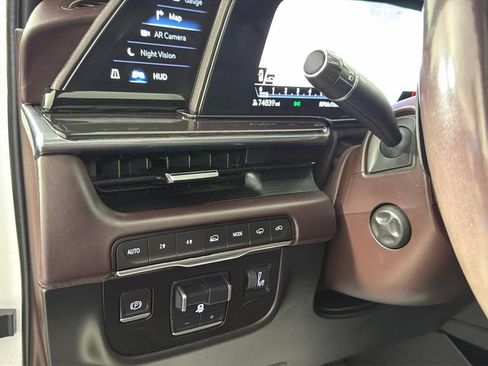 Certified 2021 Cadillac Escalade Sport Platinum AWD/4WD image 19