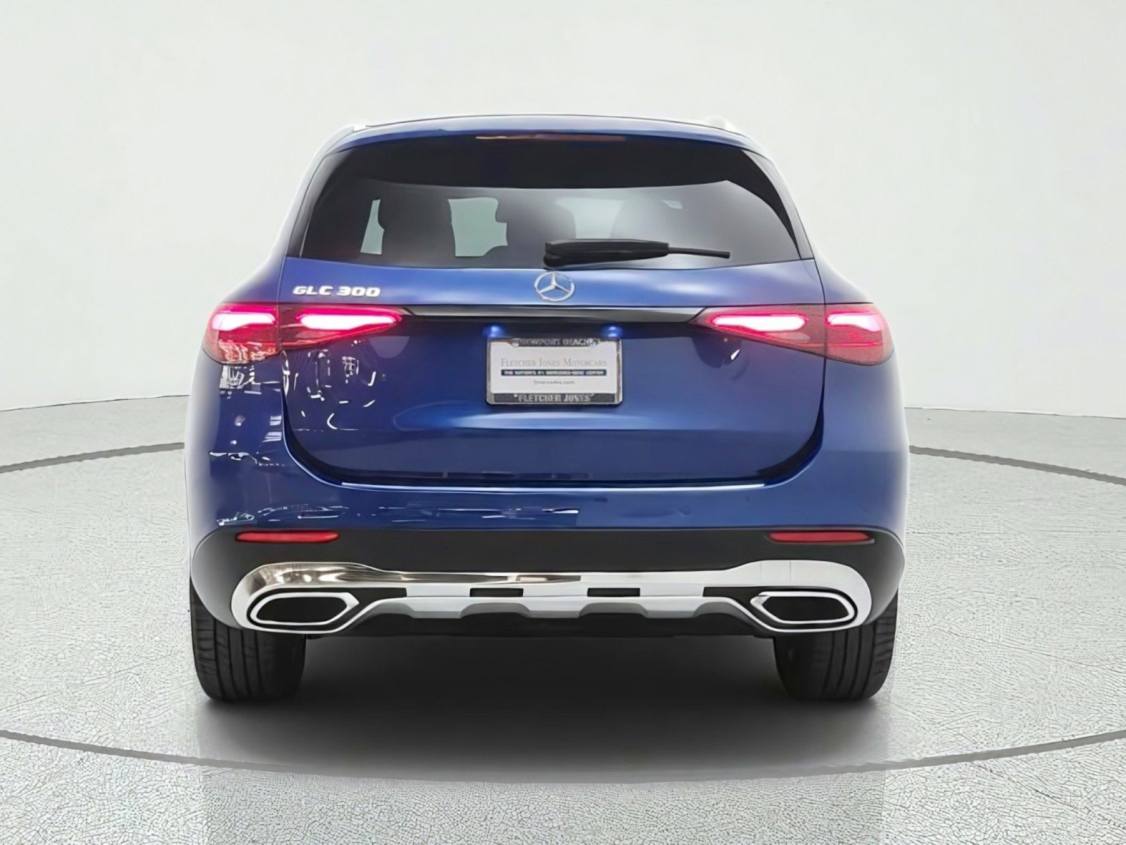 Used 2024 Mercedes-Benz GLC 300 image 6