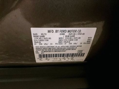 Used 2021 Ford Explorer Limited w/ Equipment Group 301A AWD/4WD image 34