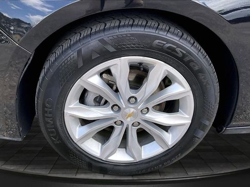 Used 2024 Chevrolet Malibu LT FWD image 8