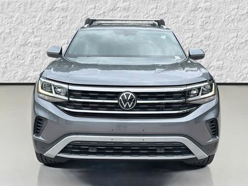 Used 2020 Volkswagen Atlas Cross Sport SE w/ Panoramic Sunroof Package FWD image 8