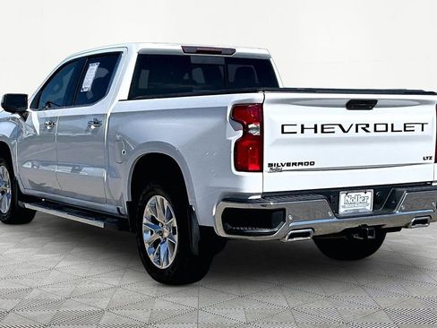 Used 2021 Chevrolet Silverado 1500 LTZ w/ Z71 Off-Road Package AWD/4WD image 13