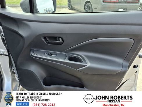 Used 2025 Nissan Versa S w/ Trunk Package image 18