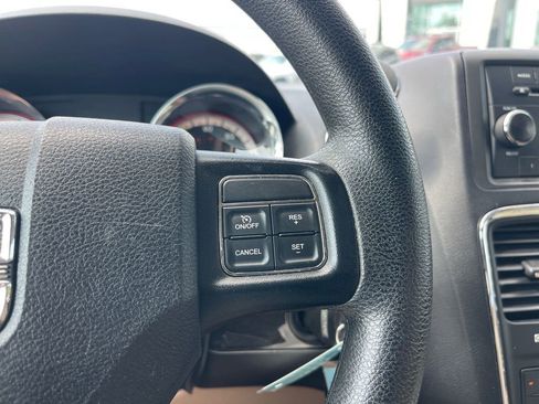 Used 2016 Dodge Grand Caravan SE w/ Quick Order Package 29E SE image 15